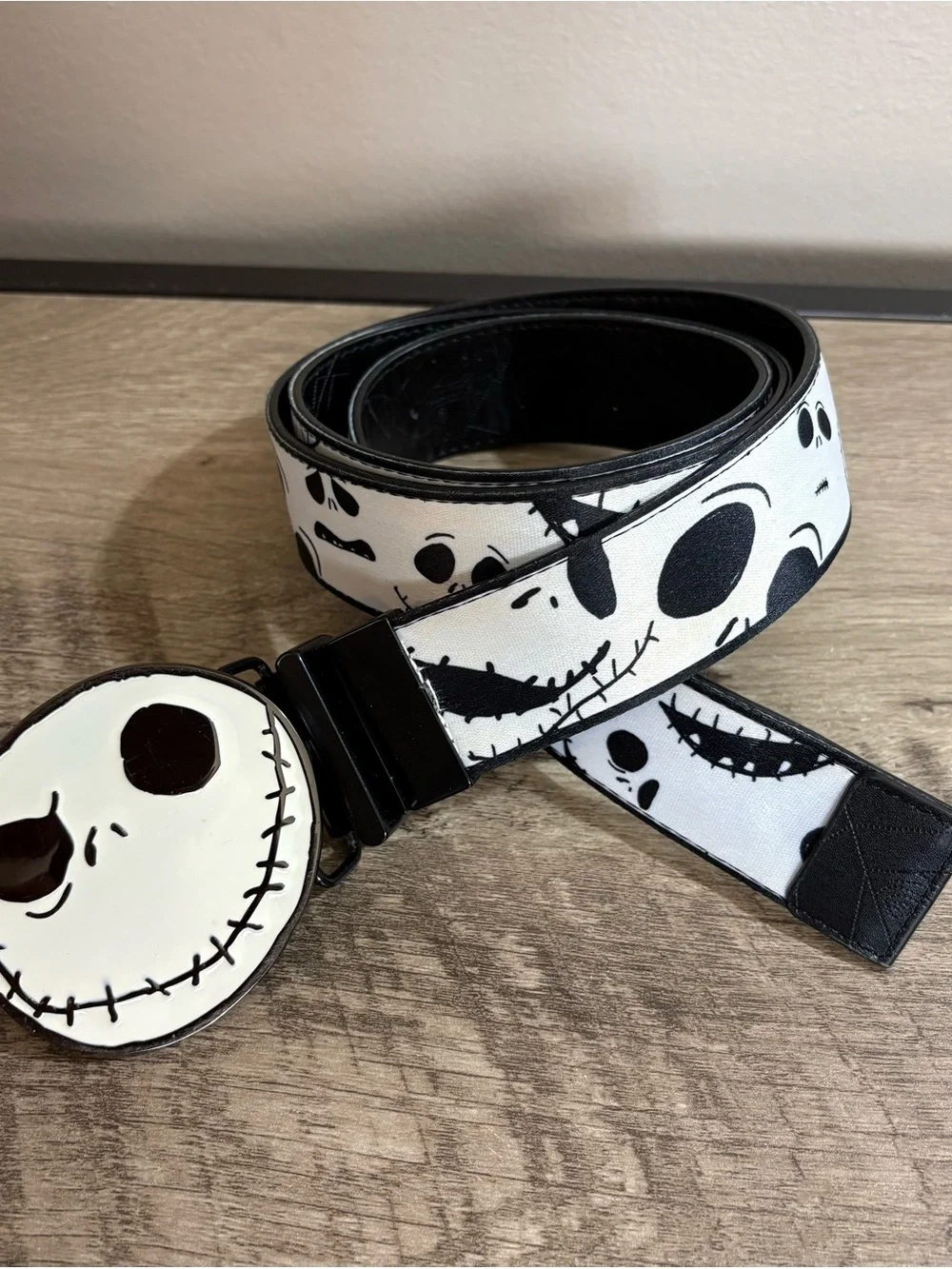 Men's BIOWORLD DISNEY Jack Skellington NIGHTMARE BEFORE XMAS Black & White BELT